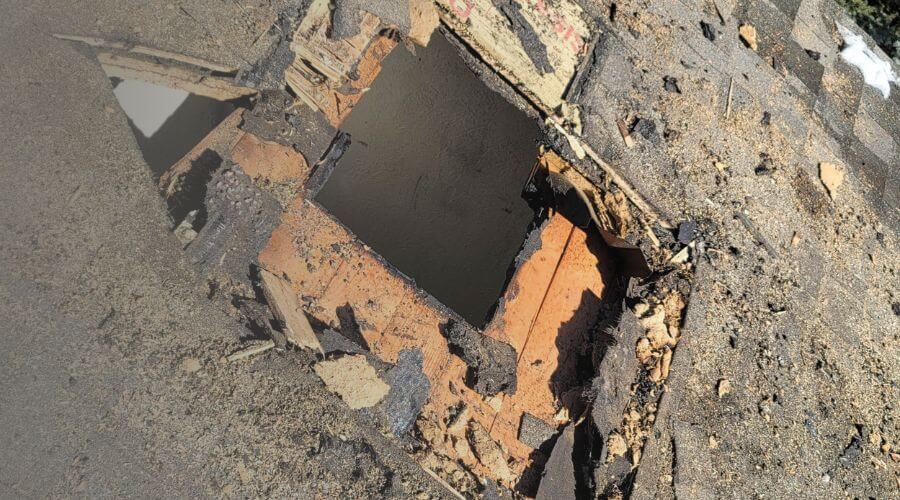 Why choose Pure Clean Restoration for water damage restoration in Syracuse